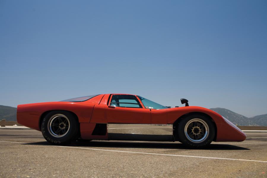  McLaren M6 GT 1967 года  (фото 5 из 12)